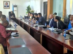 Educación comprueba si las empresas tienen aval bancario para rehabilitar escuelas