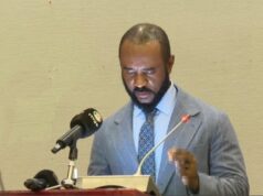 Antonio Oburu Ondo da la cara ante la Cámara de los Diputados para aclarar el alcance real de las medidas sobre el combustible