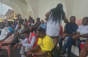 La afición comienza a pagar por la Liga NacionalLa entrada a los partidos de la Liga Nacional dejó de ser gratuita