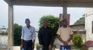 El delegado del Gobierno del Distrito Urbano Nº4 de Bata verifica el funcionamiento de las comunidades de «Nfefesala»