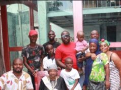 Una mujer alcanza los 100 años y su familia le dedica una emotiva sorpresa en Bata