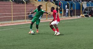 Un gol en el tramo final da otra victoria a 15 de Agosto