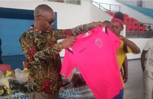 FEGUIBALONMANO equipa a los clubes de la región continental antes del arranque de la liga