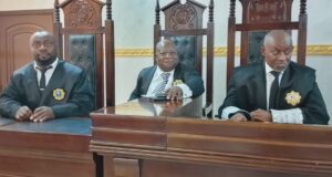 La Audiencia Provincial de Litoral continúa con las apelaciones civiles con disputas de tierras y un caso de embriones