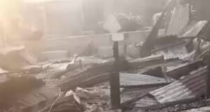 En Kogo: Un joven es acusado de provocar un incendio que ha calcinado varias viviendas y 1.500.000 francos CFA