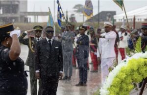 La imagen de Teodoro Nguema Obiang Mangue bajo la lluvia en el 7M conmueve al país