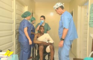Continúa a buen ritmo la campaña de cirugía reconstructiva de la ONG África Plástica en Bata