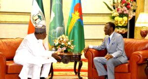 Boni Yayi elogia a Obiang y la acogida al Papa León XIV en Guinea Ecuatorial