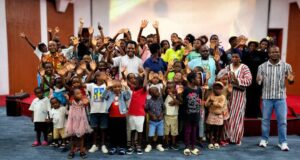 Se estrena en Mongomo la obra animada “Viaje al Centro de la Cultura”