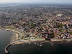 Una madre abandona a su bebé de siete meses en una acera de Bata tras una ruptura con su pareja