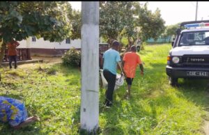 Muere una niña de cuatro años tras ser atropellada en Añisok