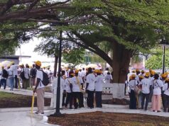 Estudiantes de la UNGE se movilizan para recibir al Papa León XIV en Basupú