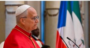 El Papa León XIV advierte: “África no puede seguir siendo explotada” y llama a un liderazgo al servicio del pueblo