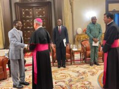 El Nuncio apostólico comunica al presidente que el Papa León XIV quedó muy contento tras su visita al país