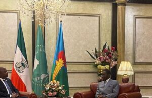 El Presidente de la República recibe al Enviado Especial de la Unión Africana en el Palacio del Pueblo