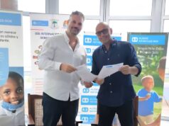 Aldeas Infantiles SOS renueva su alianza con el Club Ukomba para dar continuidad al proyecto de natación infantil