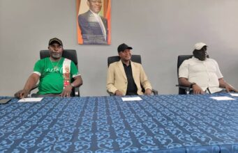 Veteranos del fútbol nacional exigen más protagonismo para los futbolistas nacionales