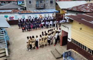 El colegio renacimiento «mamá Joaquina» impulsa educación ambiental frente al cambio climático