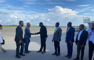 El delegado regional de Educación, recibe en Bata a la comitiva ministerial cubana