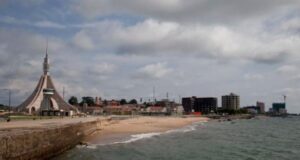 Playas mortales ante la falta de socoristas: una triste realidad para el turismo nacional