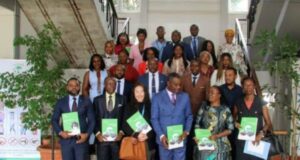 Educación presenta anuarios del PRODEGE para mejorar la planificación del sistema educativo