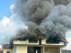 Un devastador incendio reduce a cenizas la iglesia católica de Nsork