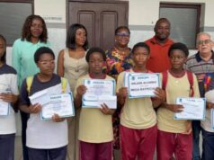 Antiguos alumnos de La Salle-Lea fortalecen su iniciativa premiando a los mejores estudiantes del curso 2025-2026