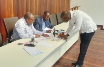 FEGUIDE entrega fondos de manutención a los equipos clasificados para la fase regional de la Liga Escolar