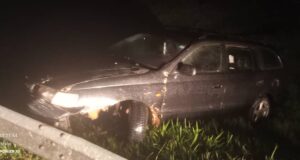 La lluvia provoca la salida de un vehículo de la vía en el acceso a Djibloho sin dejar víctimas.