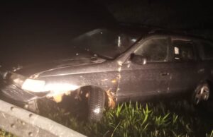 La lluvia provoca la salida de un vehículo de la vía en el acceso a Djibloho sin dejar víctimas.