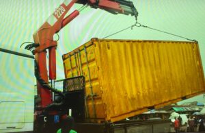 El Ayuntamiento de Bata libera los aparcamientos del mercado Bikuy con una operación de ordenamiento urbano