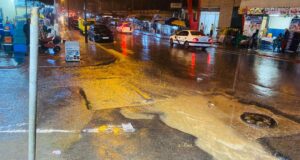 Crisis en Monduasi: las lluvias agravan el deterioro de la carretera del mercado