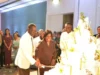 Entre aplausos y felicitaciones, Obiang Nguema corta el pastel de su 84 cumpleaños