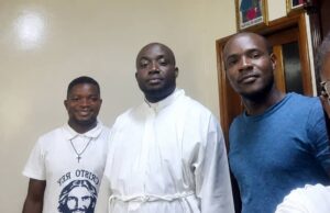 El Movimiento Juvenil Eclesial de Oración y Formación «Cristo Rey» felicita al nuevo rector del Seminario Mayor