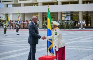 Oligui Nguema encabeza el acto nacional en honor a la bandera
