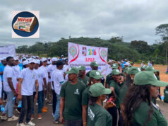 Los partidos políticos de la nación participan en el Gran Desfile por el Día del Golpe de Libertad