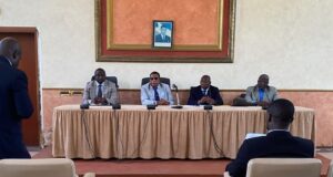 El Defensor del Pueblo media en un conflicto por terrenos en Bata y facilita la devolución de dinero a los afectados