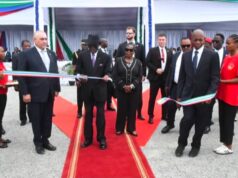 Obiang Nguema Mbasogo inaugura en Bata la autovía Bata-Mongomo y dos nuevas infraestructuras viales