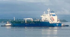 Total energies: llega el primer cargamento de combustible a malabo